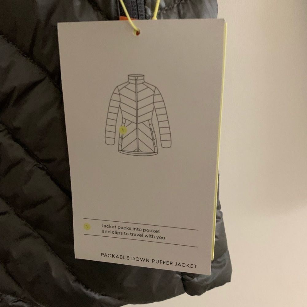 Women’s Medium Packable Down Puffer Jacket - Picture 6 of 14